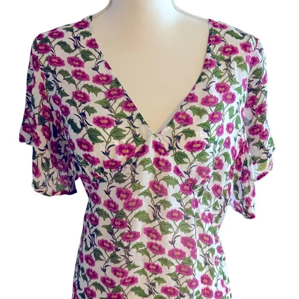 Roller Rabbit Floral Issa Dress Size Medium - Picture 6 of 9